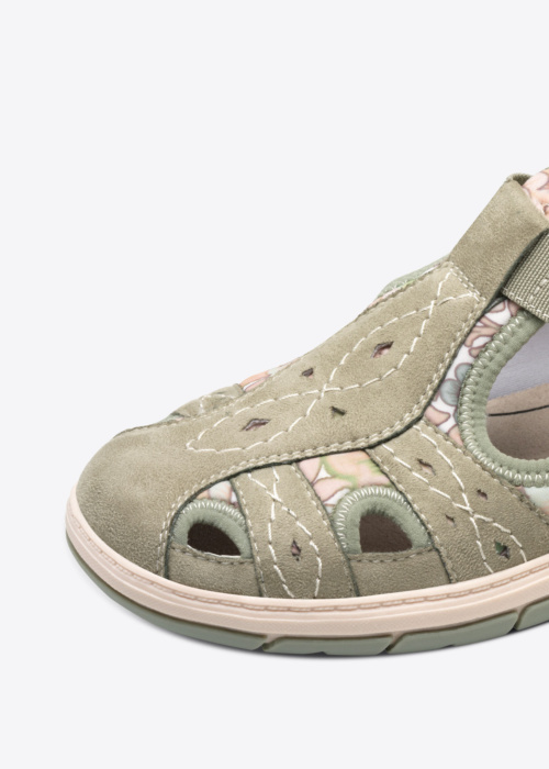 Jana brīvā laika apavi