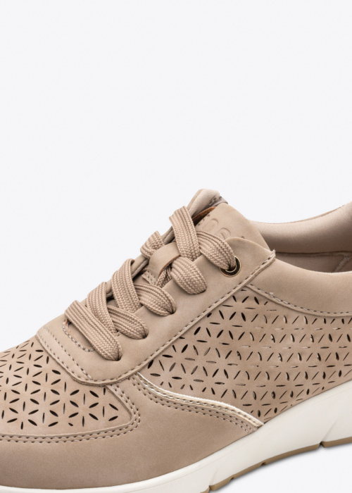 Jana brīvā laika apavi