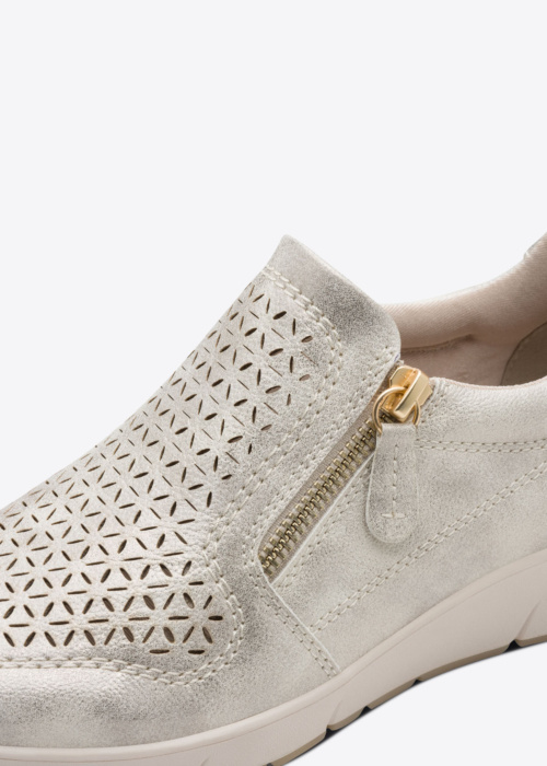 Jana brīvā laika apavi