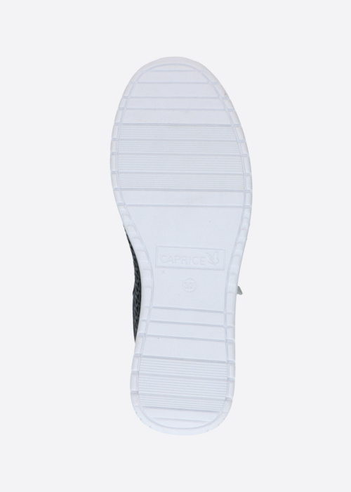 Кроссовки Caprice