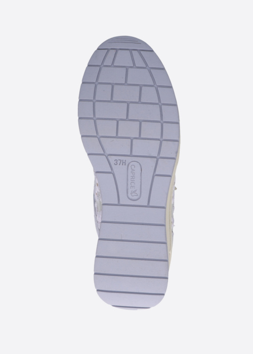 Кроссовки Caprice