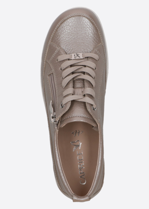 Кроссовки Caprice