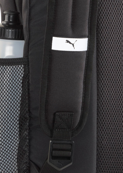 Puma mugursoma O