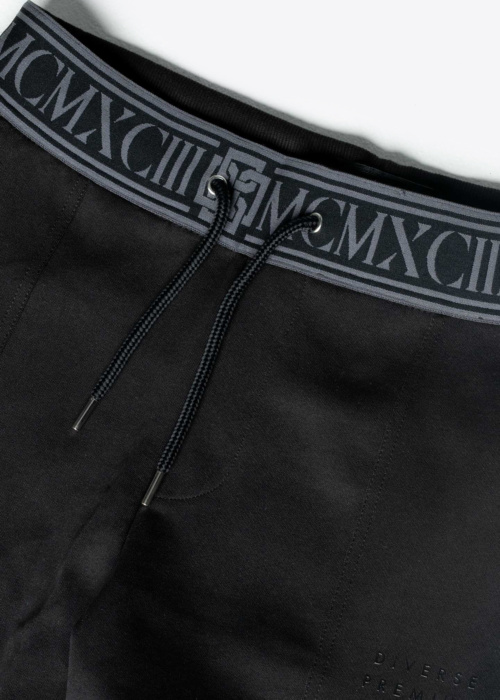 Diverse brīvā laika bikses