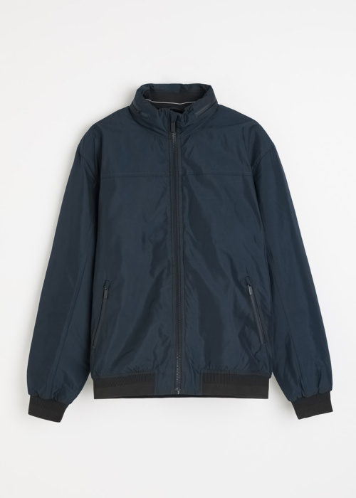 Diverse pavasara-rudens virsjaka Trueter