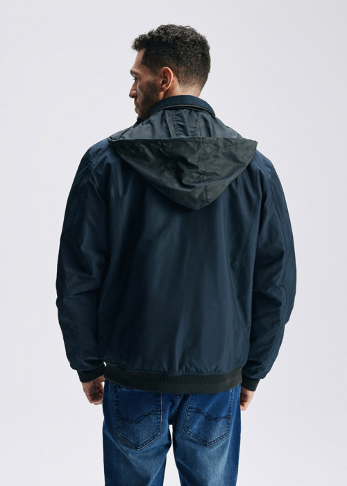 Diverse pavasara-rudens virsjaka Trueter