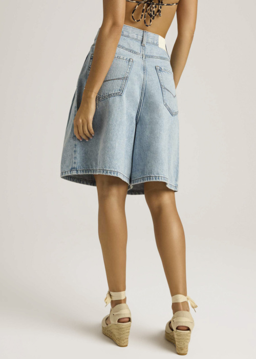 Diverse šorti Dazea