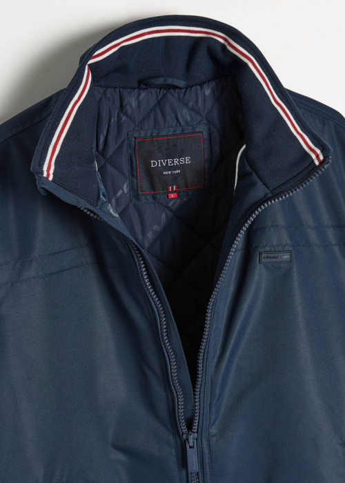 Diverse pavasara-rudens virsjaka Trymson