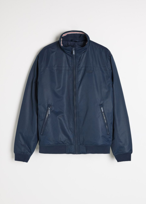 Diverse pavasara-rudens virsjaka Trymson