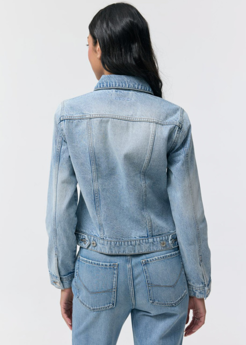 Diverse Īsā jaka Borea 262