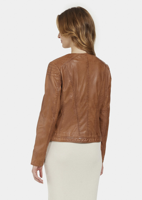 Saki Ādas jaka Paula