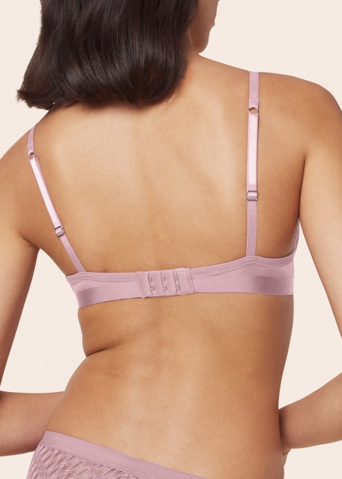 Бюстгальтер Aura Spotlight Concious Whu Triumph