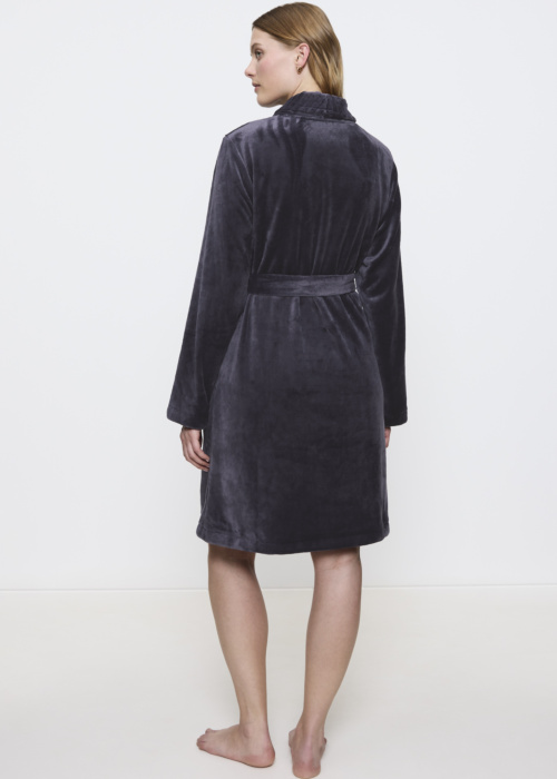 Triumph peldmētelis