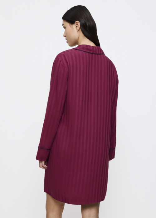 Triumph miego drabužiai