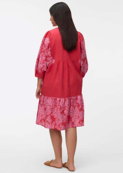Vero Moda Curve kleita Tippe