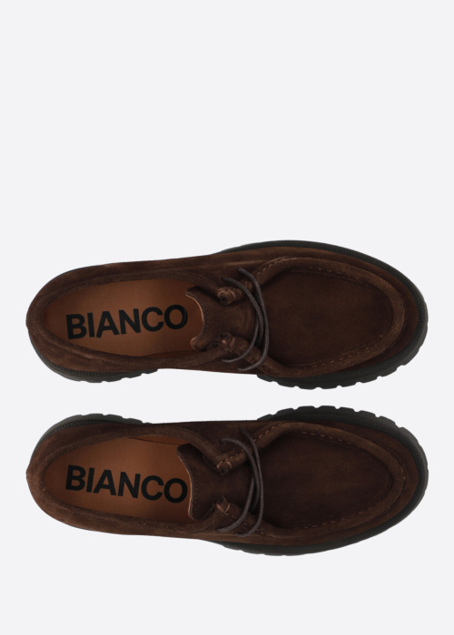 Bianco slēgtas kurpes Leo
