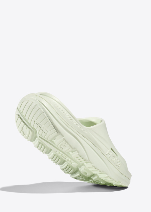 Hoka baseina iešļūcenes