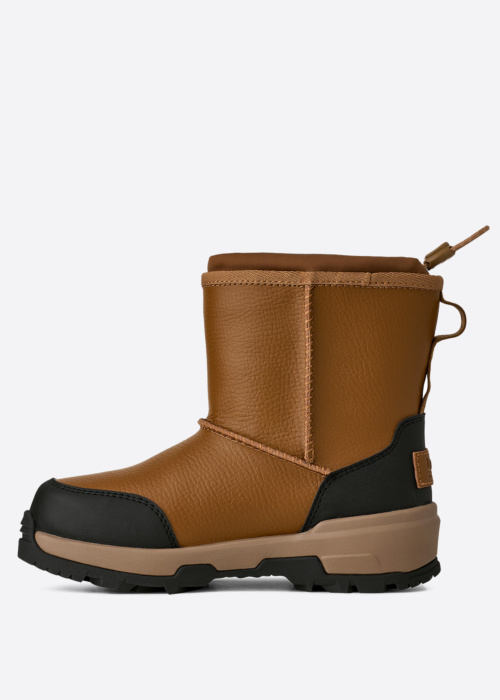 Зимние сапоги Adirondack UGG