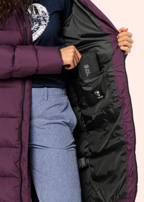 Пуховое пальто Frozen Palace Jack Wolfskin