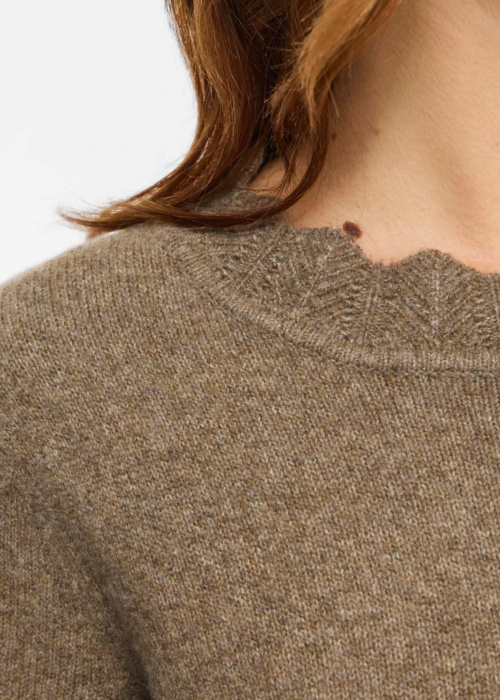 Vila kleita Nikolina O-Neck