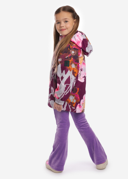 Huppa pavasara-rudens virsjaka Jone