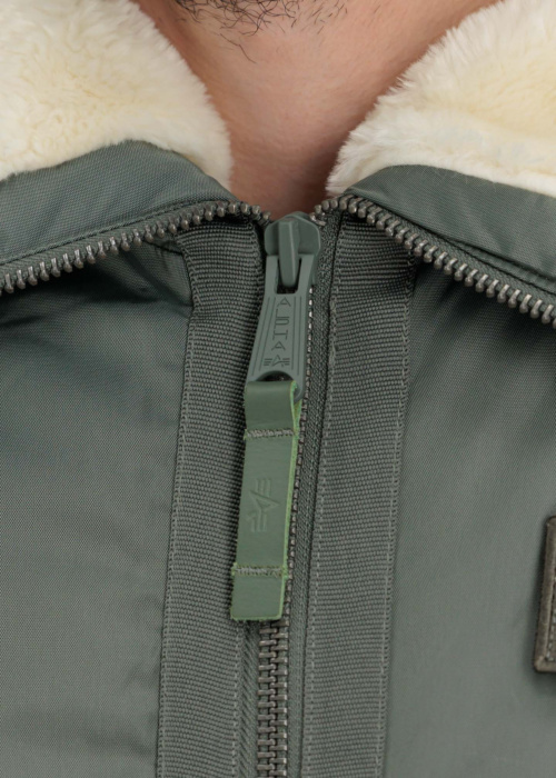 Зимняя куртка Alpha Industries