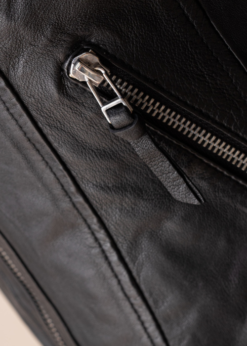 Кожаная куртка Paula Saki