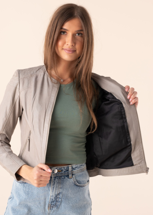 Кожаная куртка Paula Saki