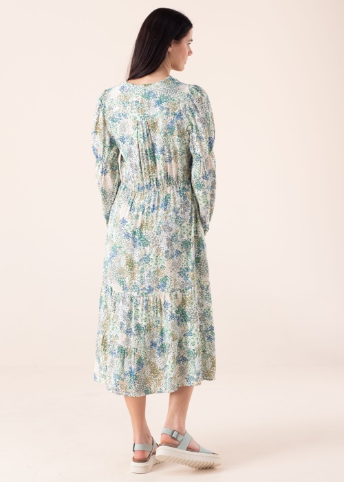 Fransa kleita Famalou