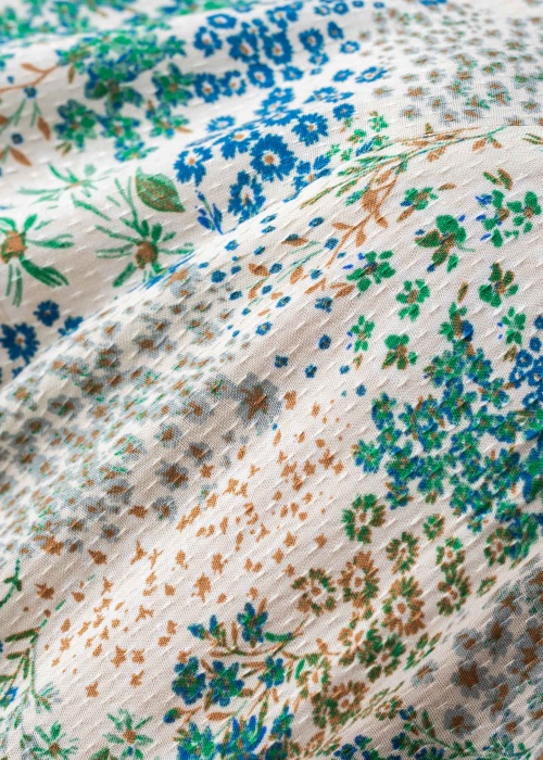 Fransa kleita Famalou