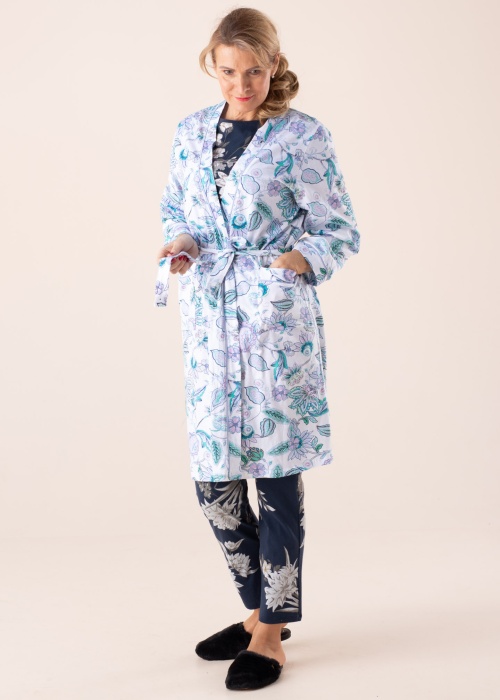 Махровый халат Damella