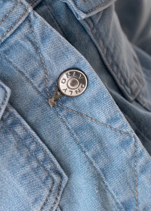 Only Īsā jaka Sara