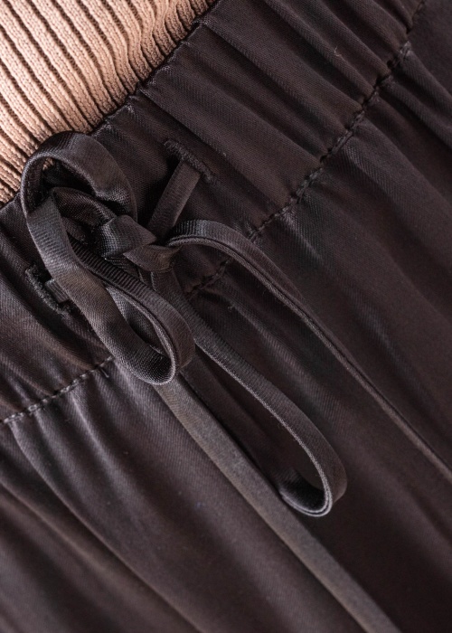 Selected svārki Lyra