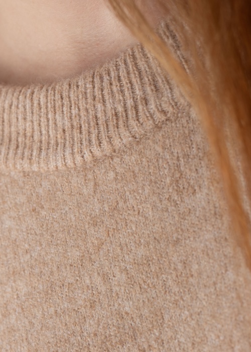 Вязаное платье Nessie 41 Soyaconcept