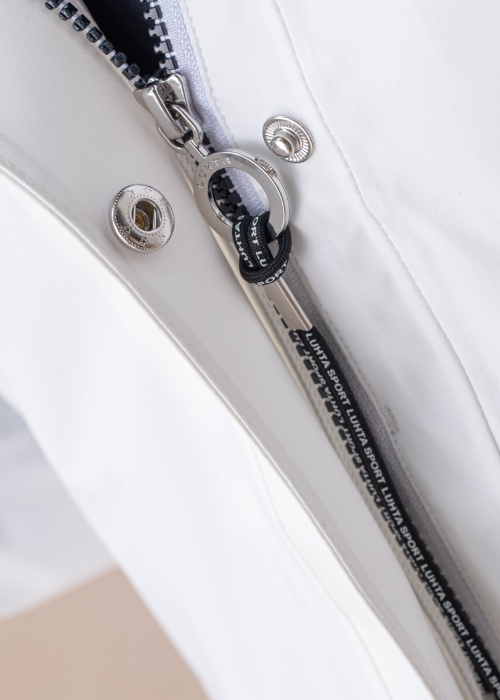 Весенне-осенняя парка Hennijoki Luhta