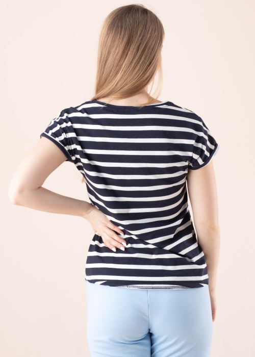 b.young T-krekls Pamila