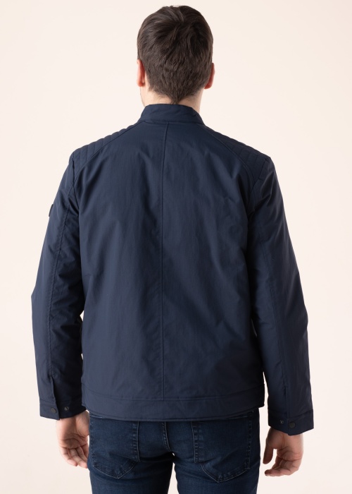 Esprit pavasara-rudens virsjaka