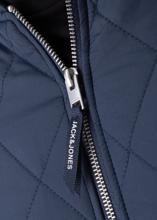 Jack & Jones pavasara-rudens virsjaka Keen