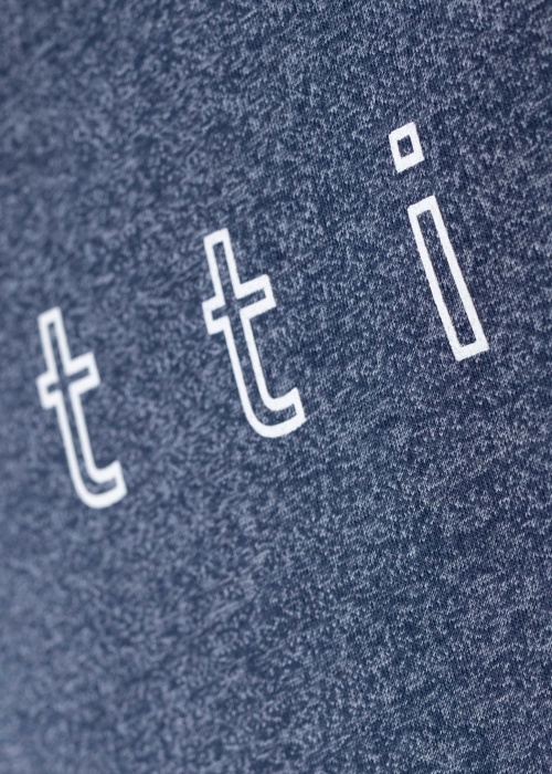 Футболка Bugatti