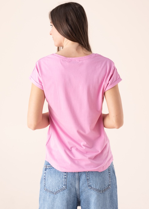 b.young blūze Pamila