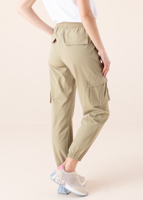 Noisy May bikses Kirby