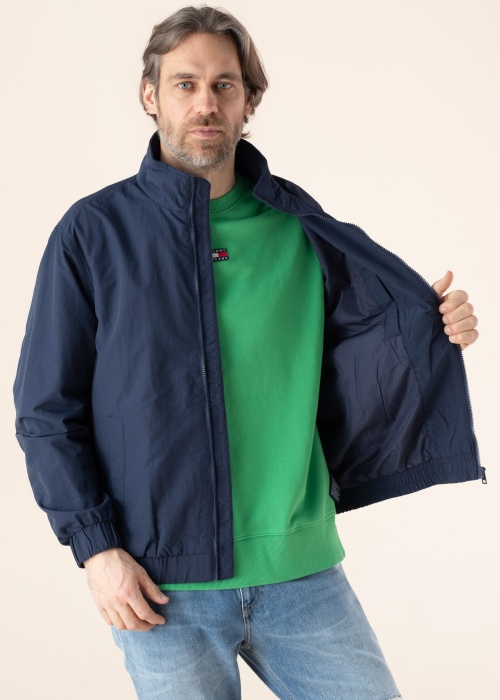 Tommy Jeans pavasara-rudens virsjaka Essential