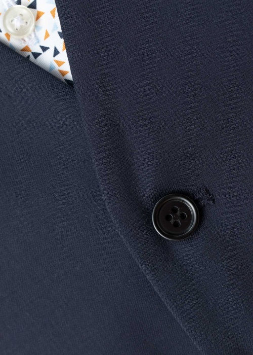 Erla of Sweden veste