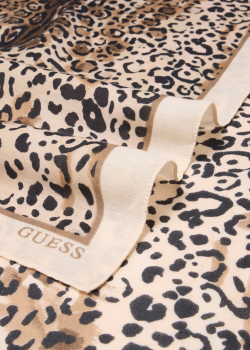 Весенне-осенний шарф Guess