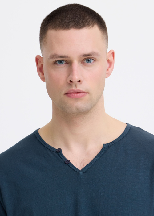 Футболка Aston Split Neck Blend