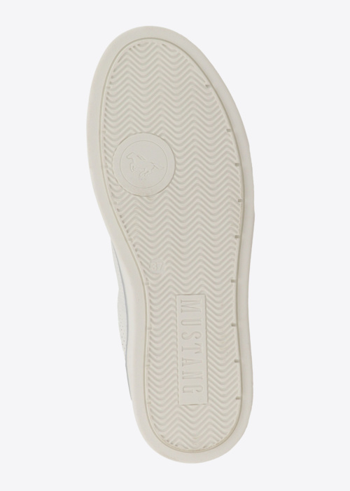 Mustang kedas Carmen