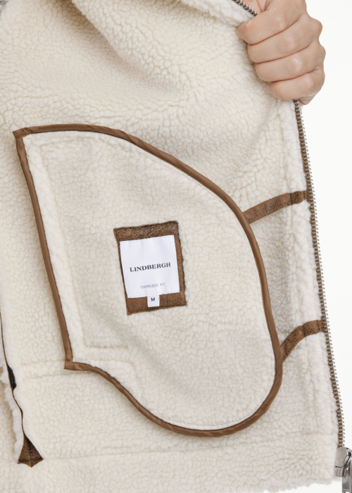 Lindbergh Īsā jaka