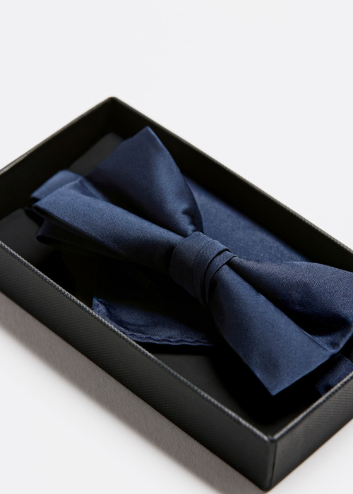 Lindbergh tauriņš un kabatas lakatiņš dāvanu kastītē