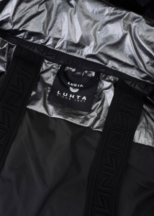 Luhta Ziemas virsjaka Eiseberg