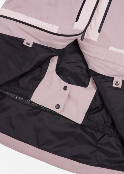 Icepeak ziemas sporta virsjaka Cavour